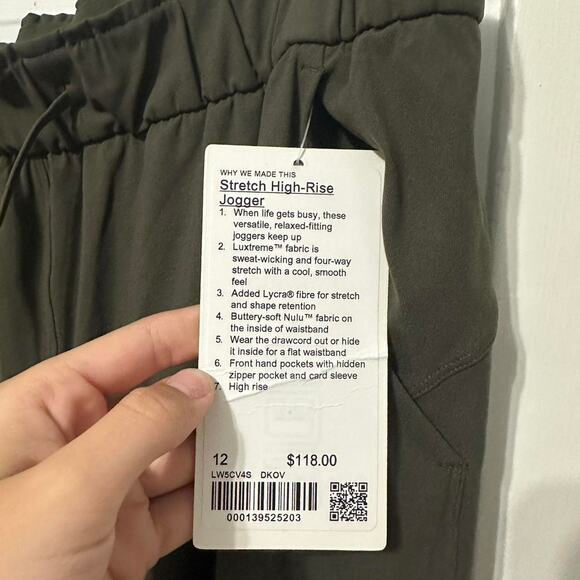 Olive green lululemon joggers - Picture 4 of 5